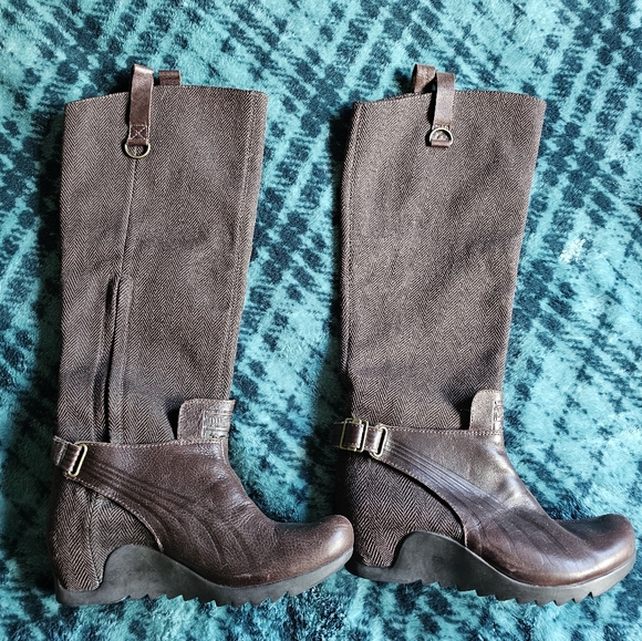 PUMA Vtg Y2K Leather Tweeded Chocolate Brown Wedge to the Knee Boots, size 6 - Picture 13 of 13